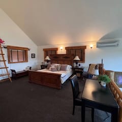 Palisades Haven Cabin (Lake Views!)